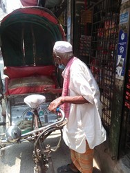 Show details for বয়স্ক ও দরিদ্র মানুষের পাশে আমরা Picture of বয়স্ক ও দরিদ্র মানুষের পাশে আমরা